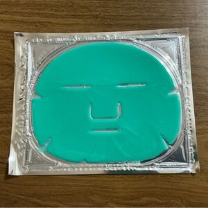 Predire Paris Platinum Collagen Facial Mask in Teal